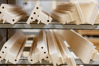 Produktion der Holz bzw. Holz-Aluminium-Fenster in Bierstetten 